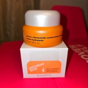 New Unopened Saturday Skin carrot + niacinamide moisturizing cream